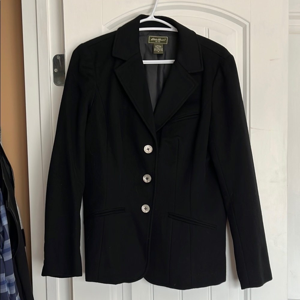 Beautiful black wool, lined Women's Blazer